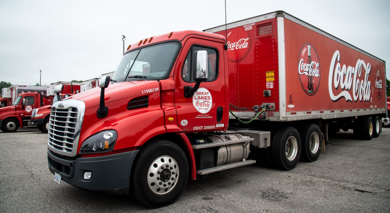 Great Lakes Coca-Cola truck